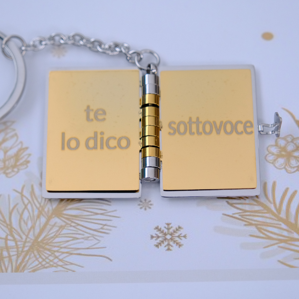 Portachiavi/Collana Book ~ Frase Canzone E... (E... vuoi da bere...)
