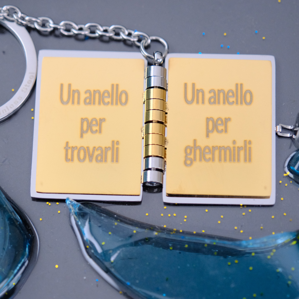 Portachiavi/Collana Book ~ Frase Il Signore Degli Anelli (Un Anello Per Domarli Tutti...)