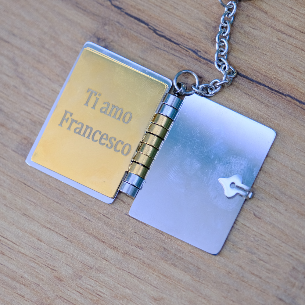 Portachiavi/Collana Book Amore