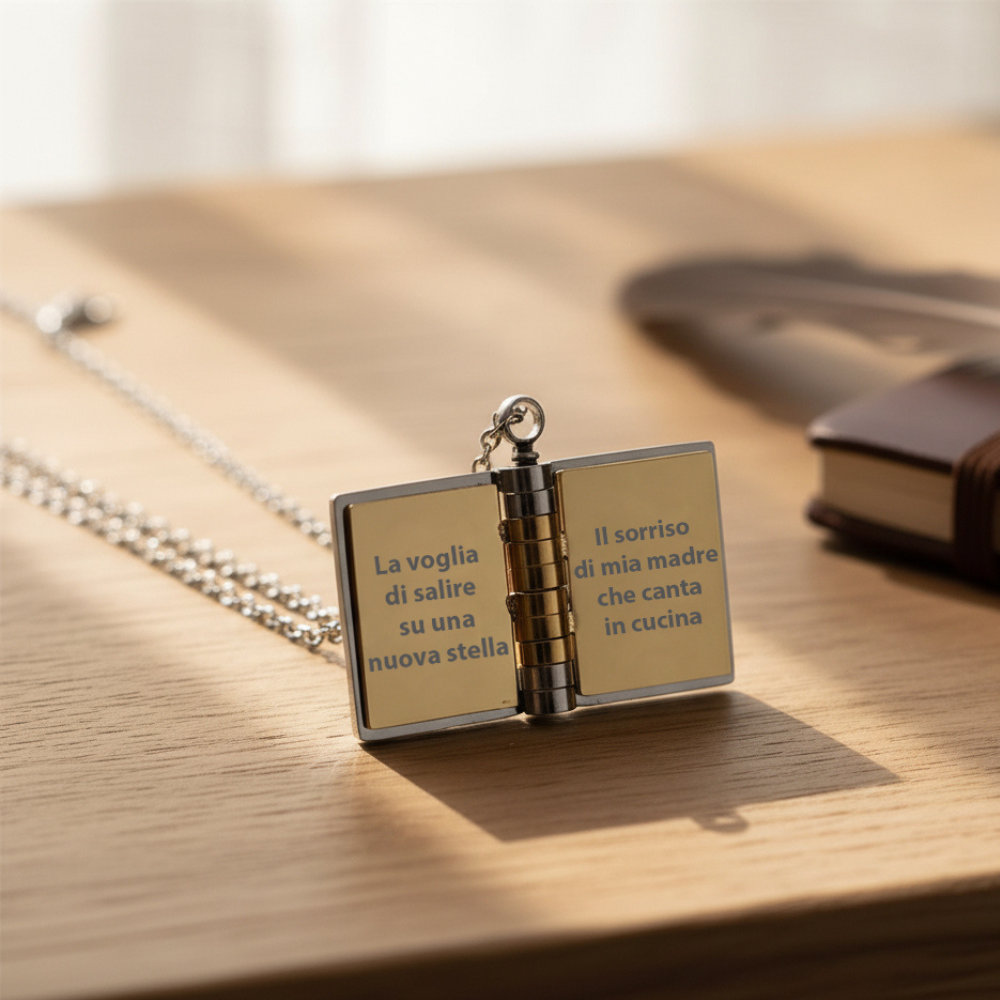 Portachiavi/Collana Book ~ Frase Canzone Spero che Dio non me la porti via (Lei che mi dorme a fianco e non sa quanto è bella)