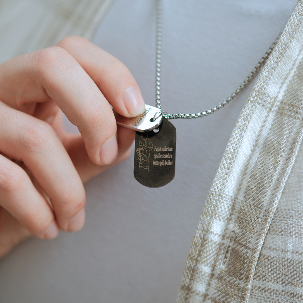 Collana Papà “Sulle Tue Spalle” – Doppia Targhetta Personalizzabile...