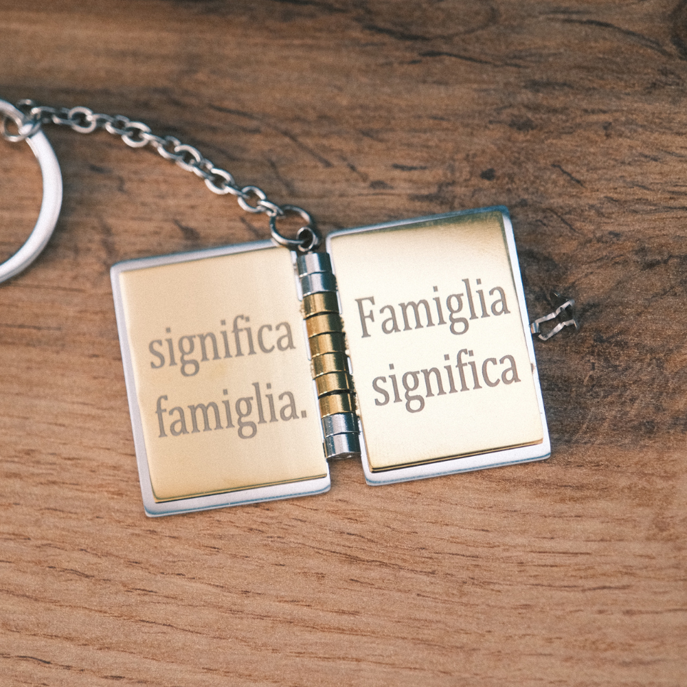 Portachiavi/Collana Book ~ Frase Lilo & Stitch (Ohana significa Famiglia...)